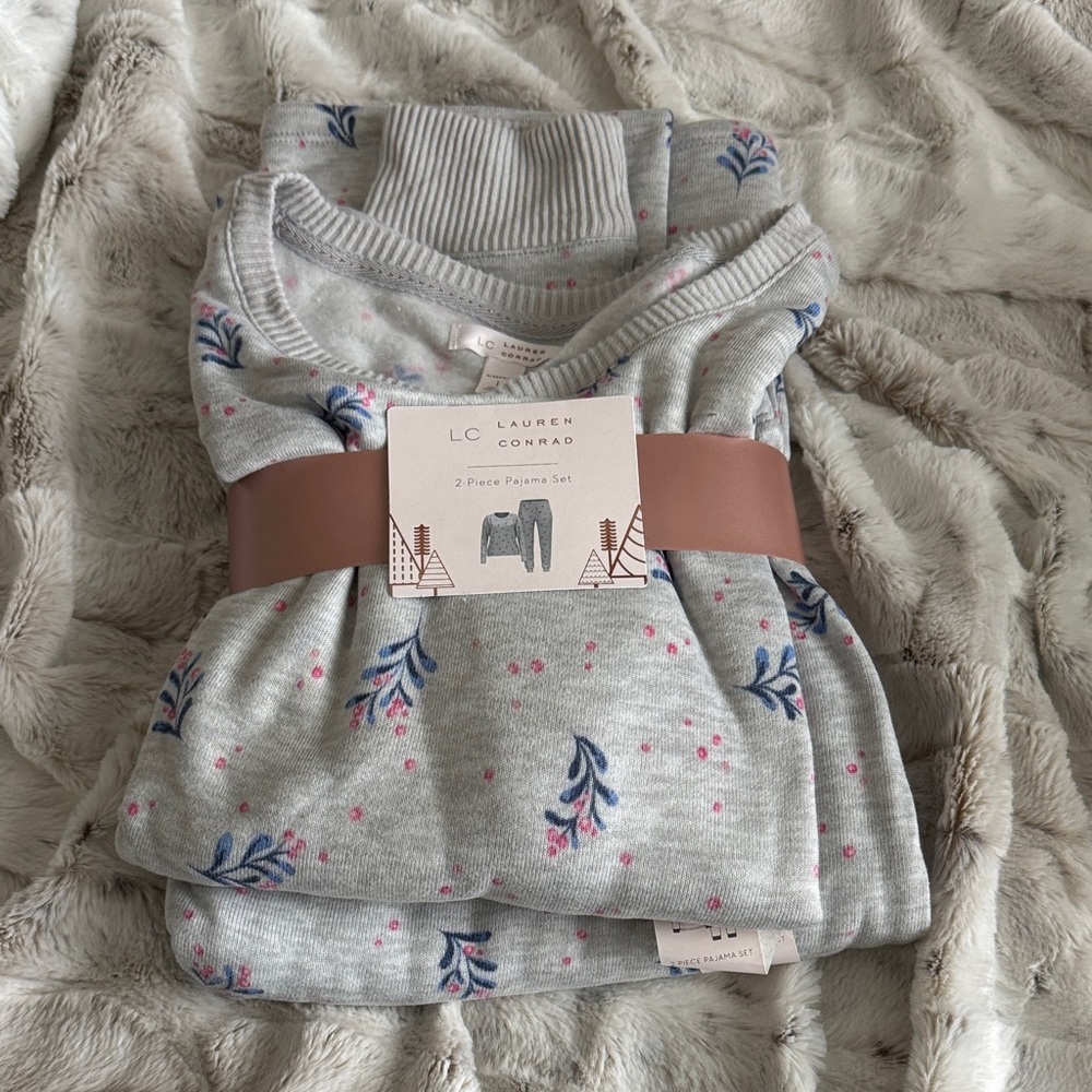 LC Lauren Conrad Gray and Pink Pajama Set